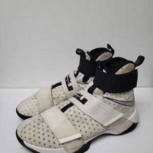 Lebron Soldier 10 size 9.5